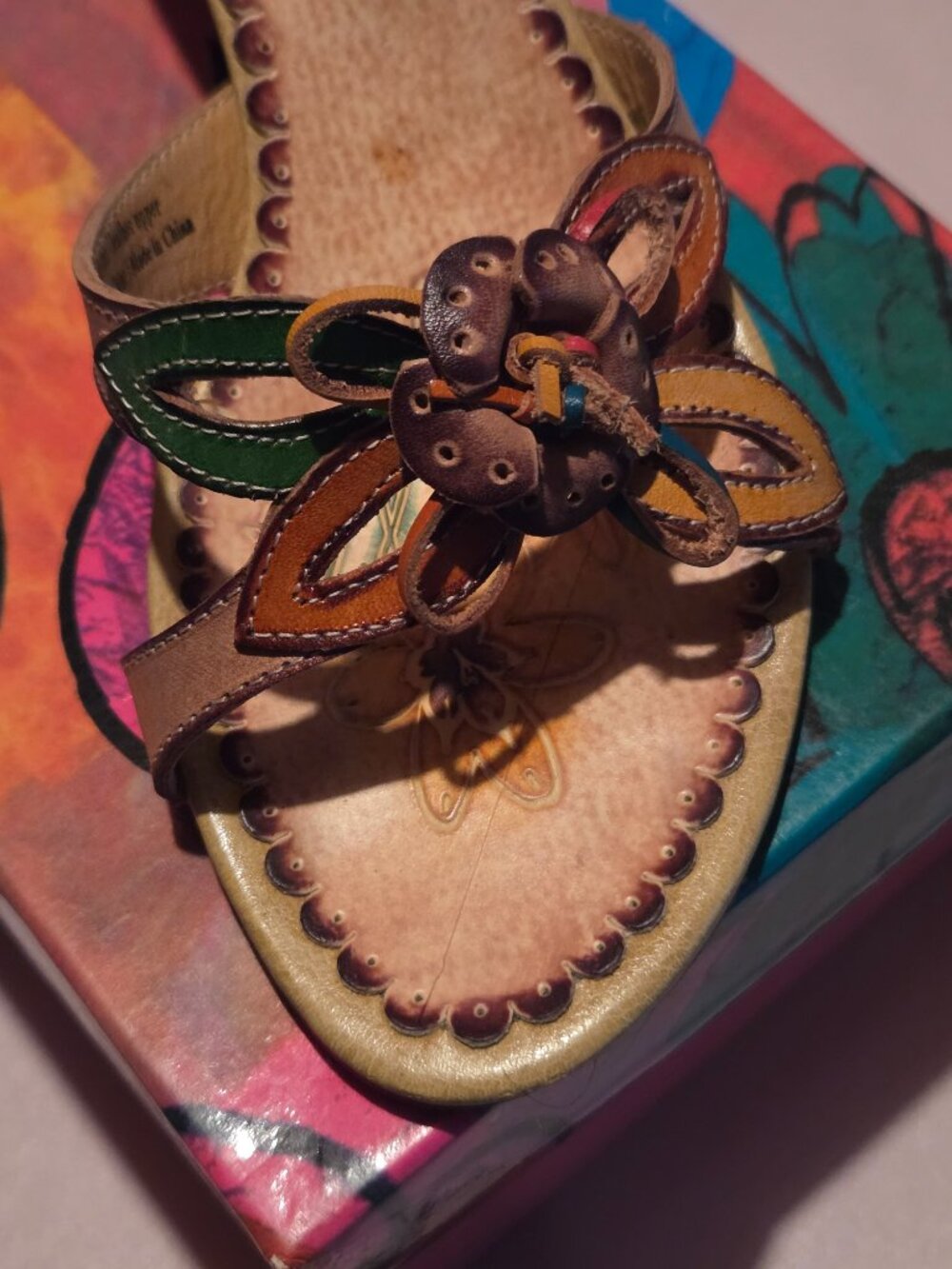 Sandals - Picture 3 of 4